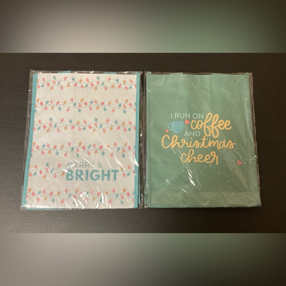 2 Small Christmas Holiday Reusable Lightweight Tote Bags Unopened